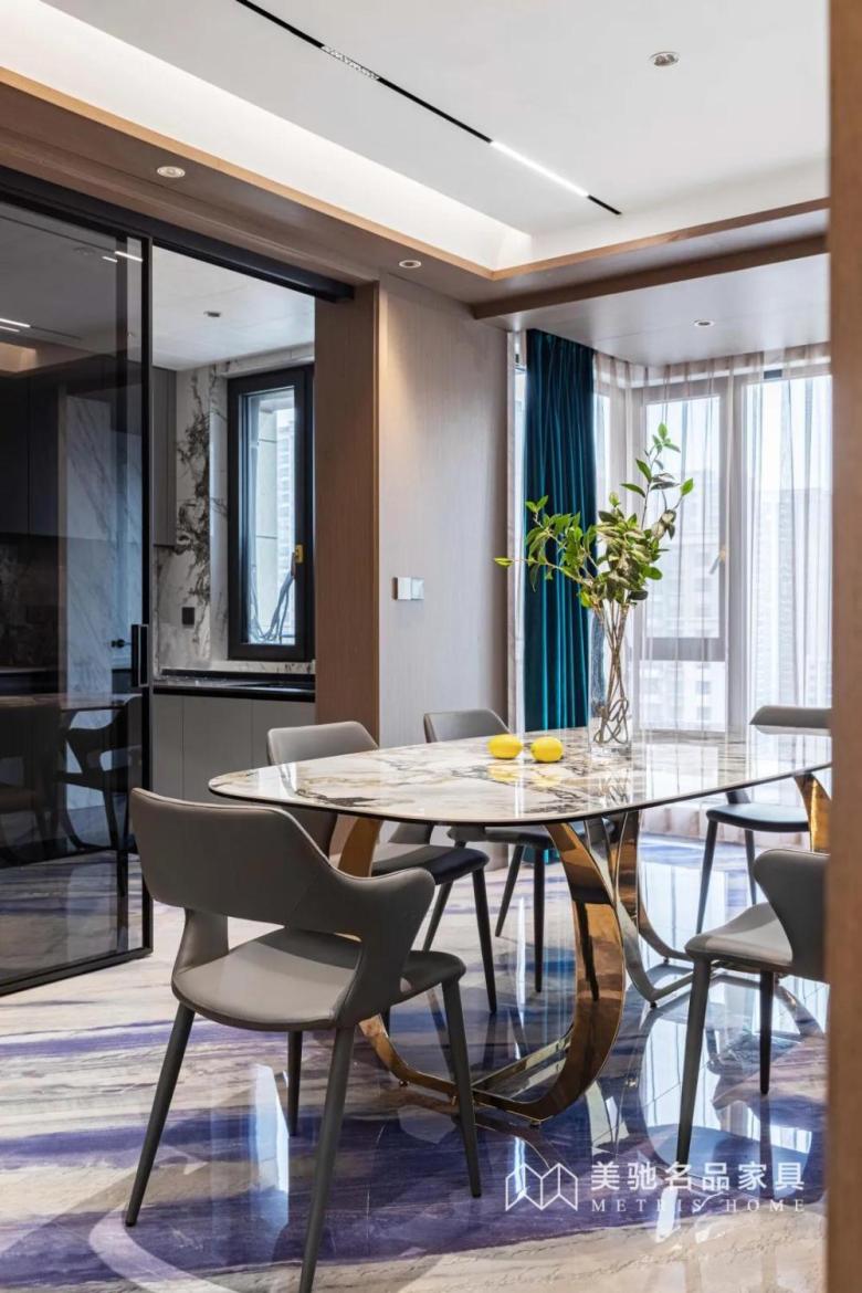 美驰买家秀2021案例对话空间美学金坛中景华府300㎡意式轻奢