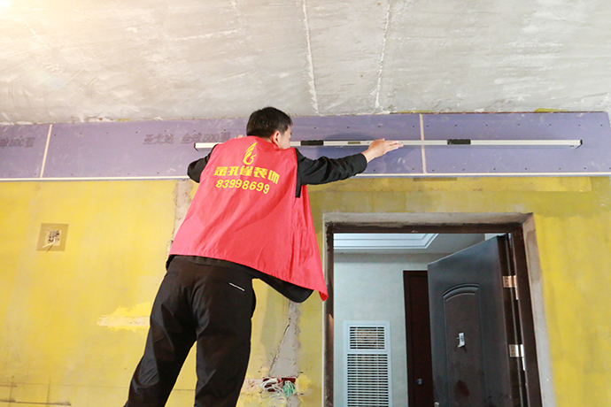 【小编探工地】深扒装修第一现场,你家的工地规范吗?