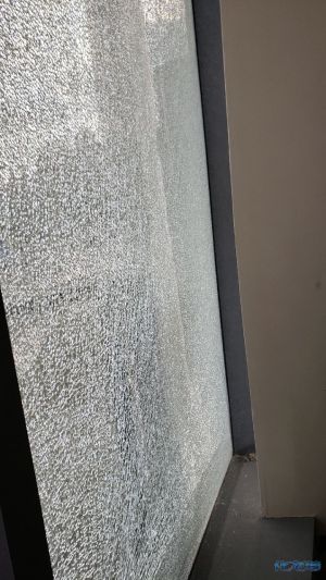 玻璃破损了更换,门窗玻璃,护栏玻璃