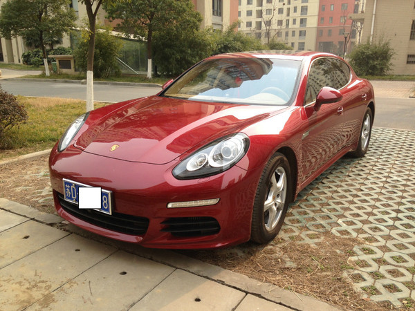 自用大红色 保时捷 panamera(帕纳梅拉)2014年最新款,可做婚车头车
