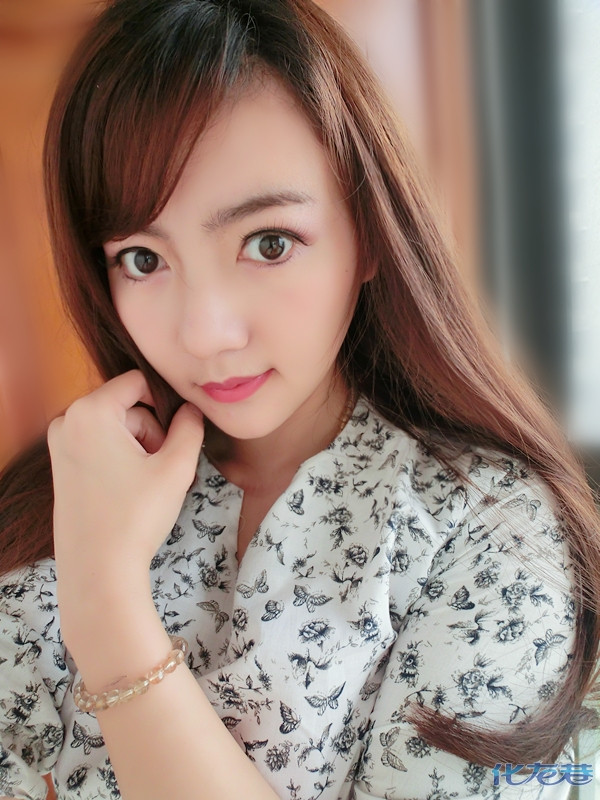 超强对比,后天美女的心机绿茶妆!