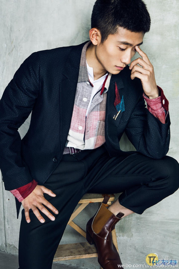 谁也没想到10年后,小雪成了网红脸,刘星成了痞子男还这么有个性.