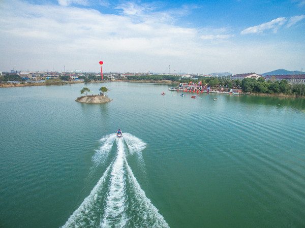 2016-12-18常州冬泳比赛在横山桥紫霞湖基地成功的圆满举行