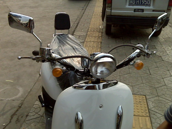 电瓶车装后备箱好不好 2401e43q38a7.jpg